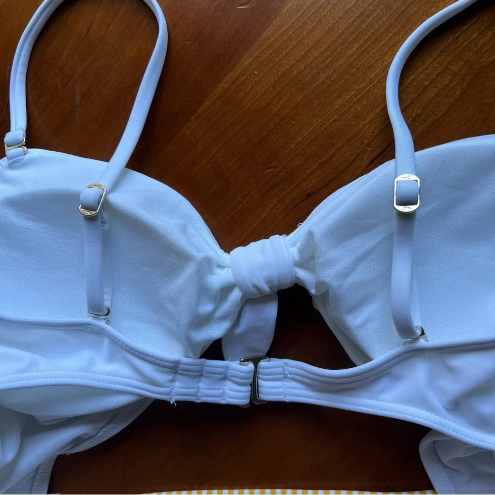 NWT Hollister Yellow and White One Piece High Rise Cut-Out Swimsuit Sz M_7